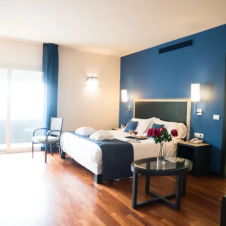 Plaza Hotell 4*