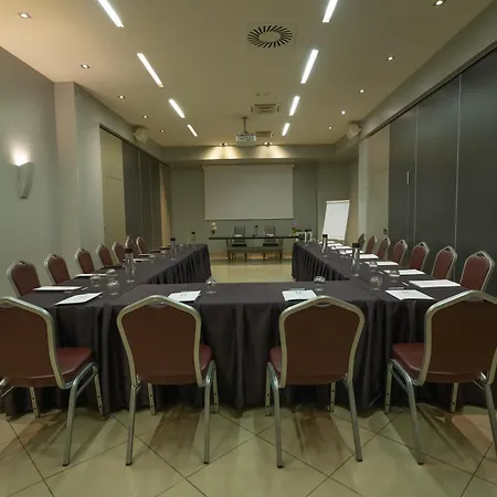 Plaza 4* קטאניה